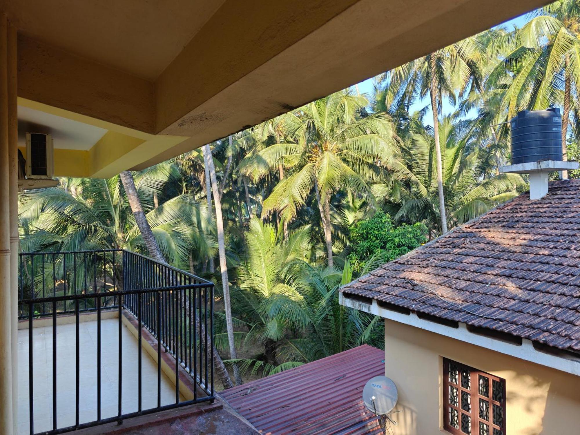 Ocean Walk Apartments 2Bhk Calangute Eksteriør billede