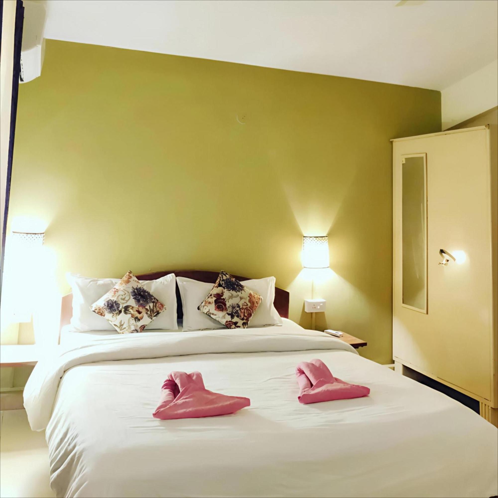 Ocean Walk Apartments 2Bhk Calangute Eksteriør billede